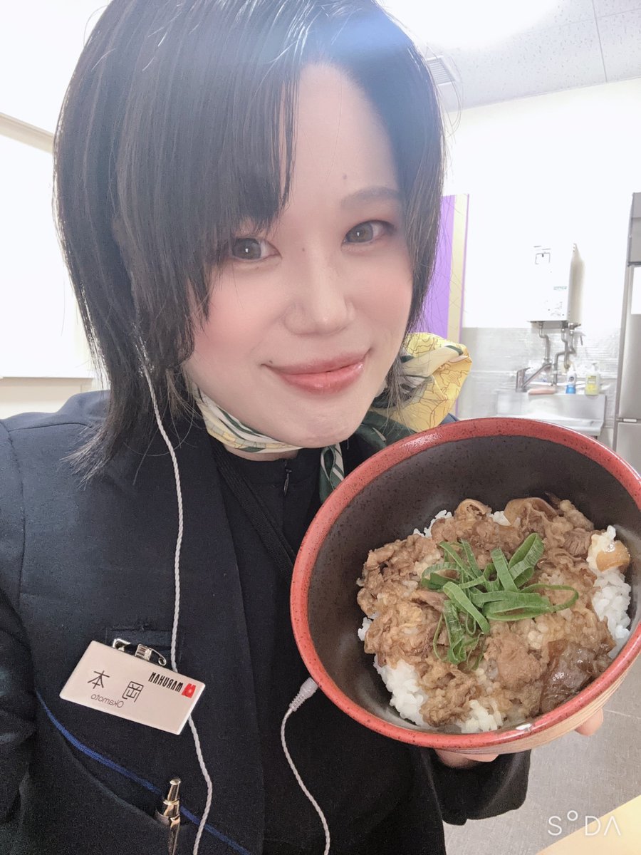 まみ@マルハン千葉みなと店 tweet media