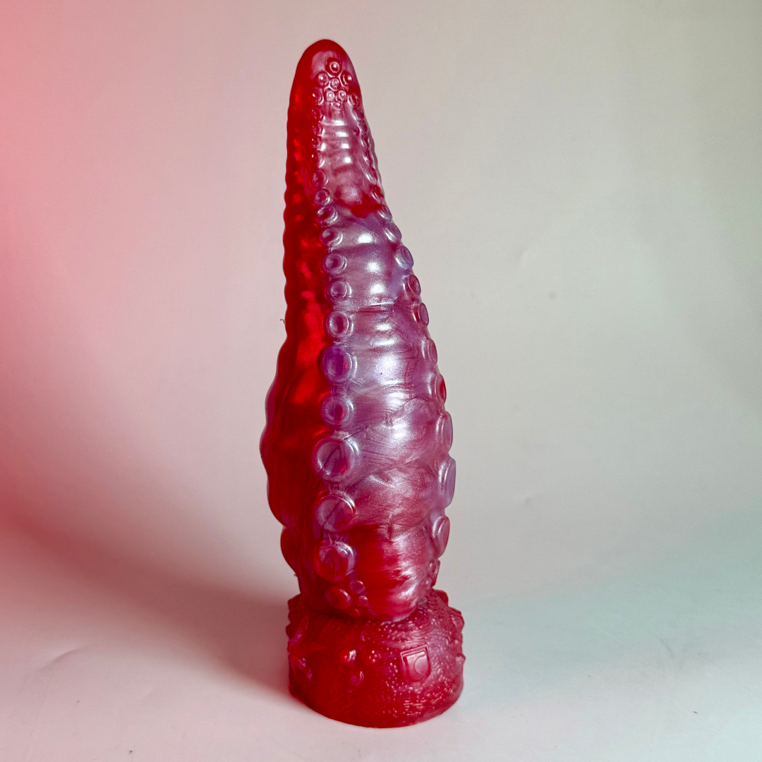 UncoverCreations tweet media