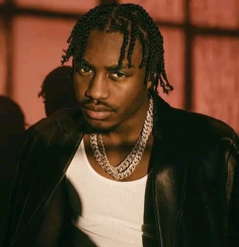 IbnYassin_Taha's tweet image. 🚨 ALERTE !!

Le rappeur LIL TJAY a également été blessé par balle cette nuit avec offset ! 🤯

On espère qu’ils vont bien 🙏