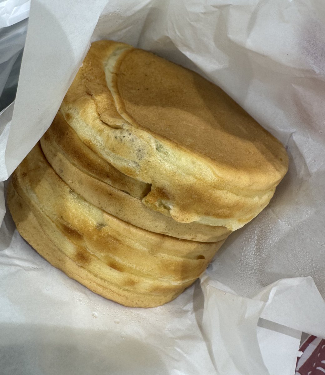 よしの tweet media