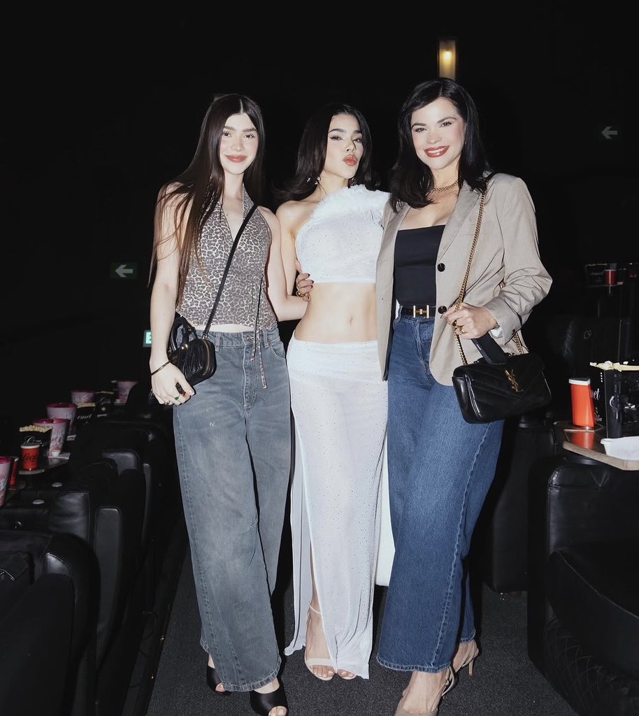 Cris🔱 tweet media