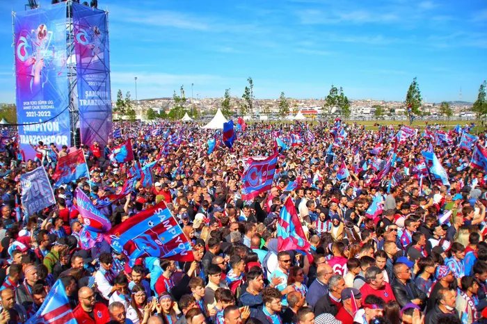 hakkı🇦🇱 tweet media