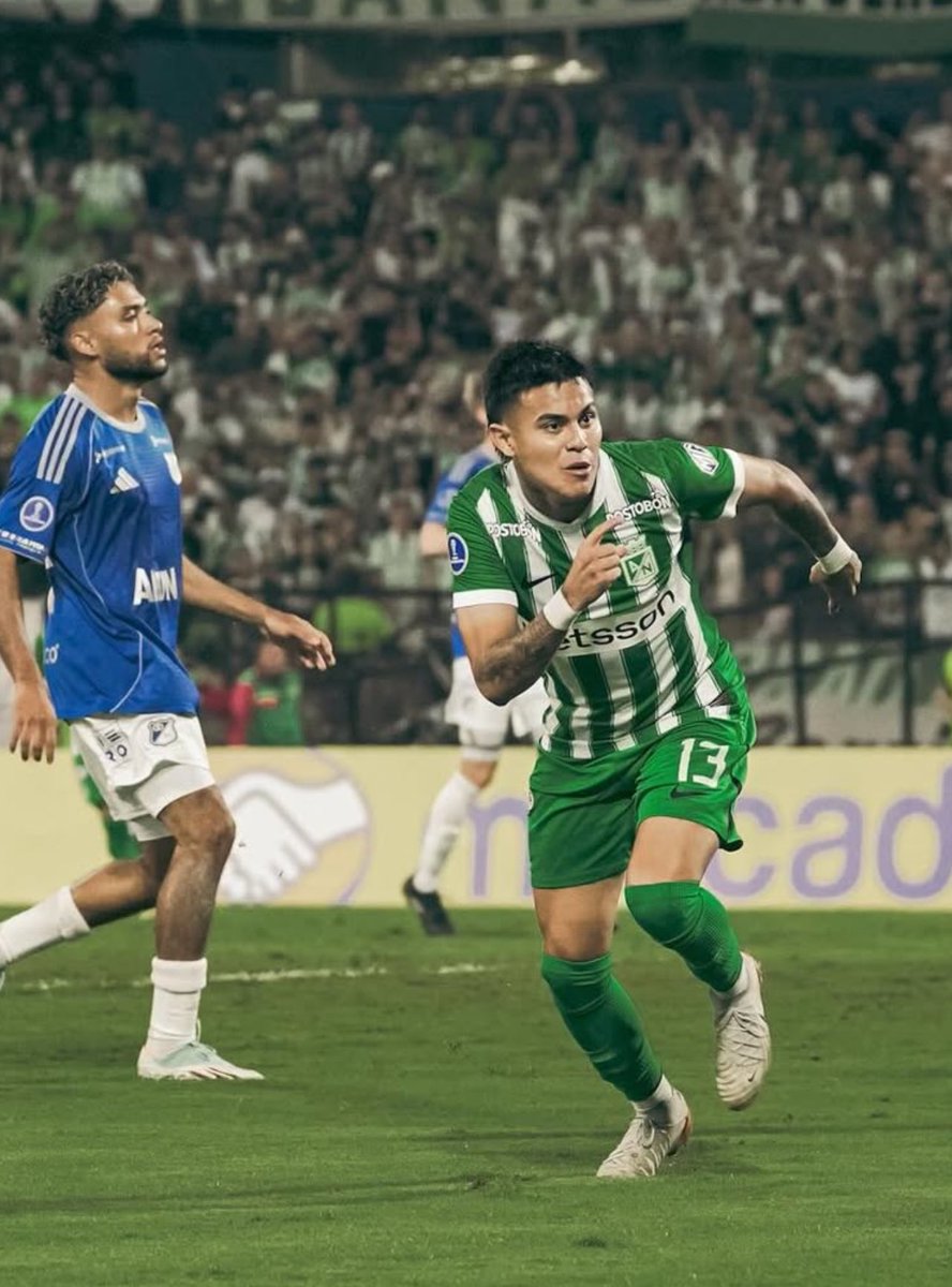 𝐌𝐢 𝐈𝐝𝐨𝟏𝟎💚 tweet media