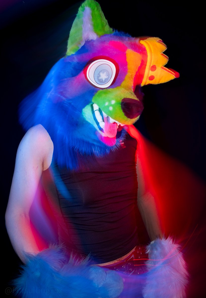 FursuitingFox's tweet photo. Neon lights, loud beats, and glowing fur. 🐾✨
Rave energy captured one portrait at a time.

@boltthedragon_ 
@MediMutt 
@ZiggyDaYeen 
@ruffbythesea

📷: Me https://t.co/ITZPrmvaPK