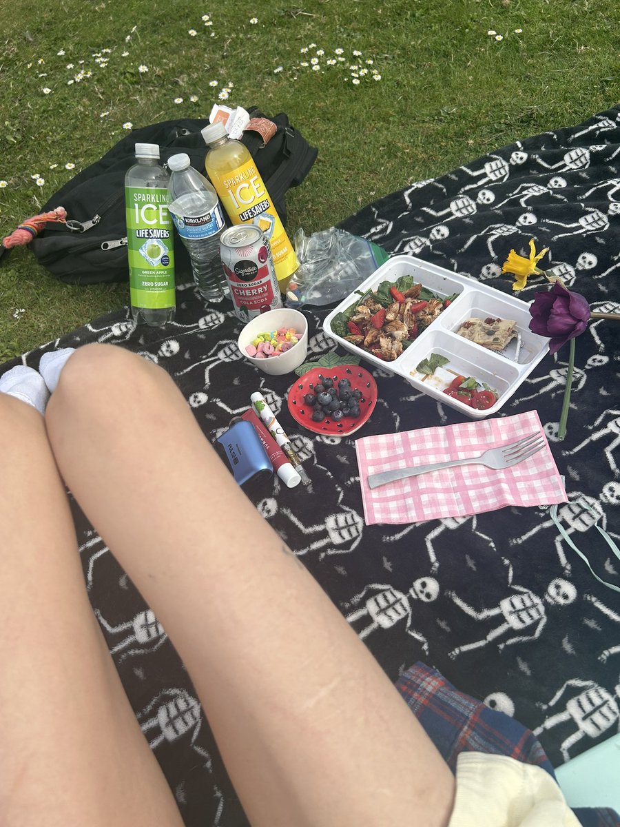 ཐི♡ཋྀ 𝓀𝒶𝓉 ཐི♡ཋྀ tweet media