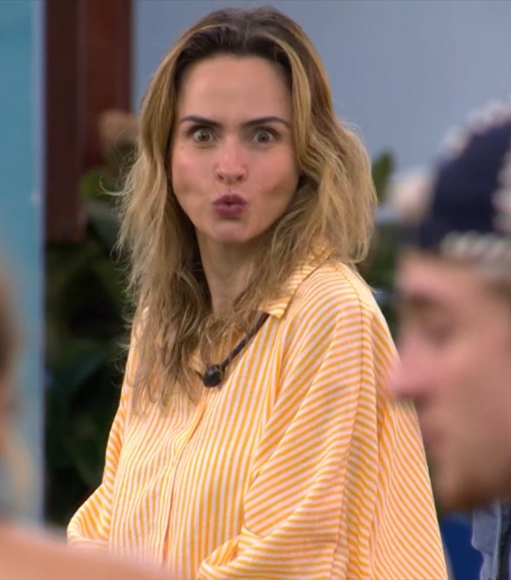 O que Ana Paula está fazendo? tweet media