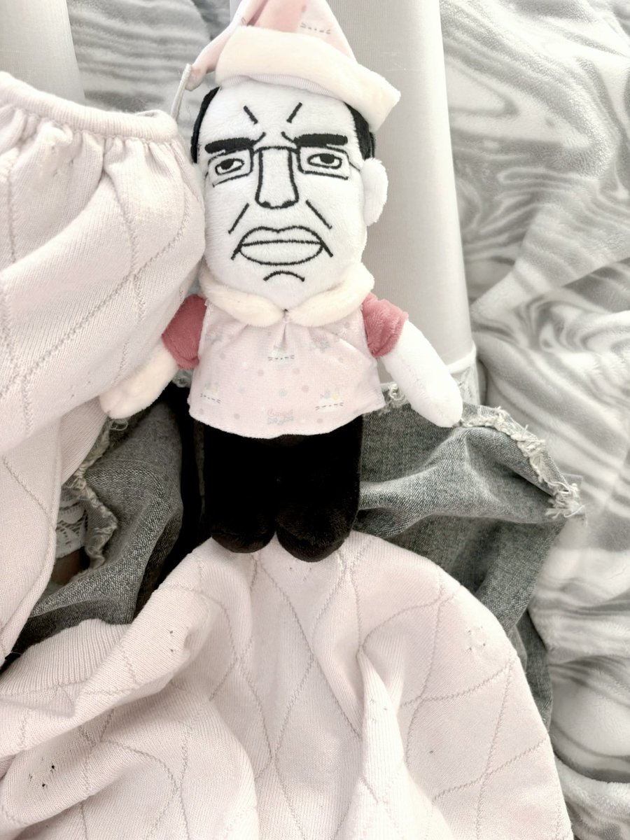 neet daughter tweet media