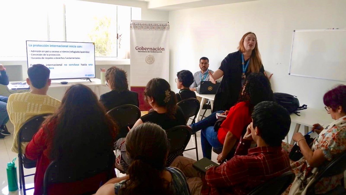 Esta semana, la <a href="/comar_sg/">Comisión Mexicana de Ayuda a Refugiados</a>, con el acompañamiento de <a href="/AcnurMexico/">ACNUR México</a>, desarrolla un ciclo de capacitaciones para fortalecer las capacidades técnicas del personal que integra esta Comisión de ayuda a refugiados. En la primera sesión se abordaron elementos clave sobre protección