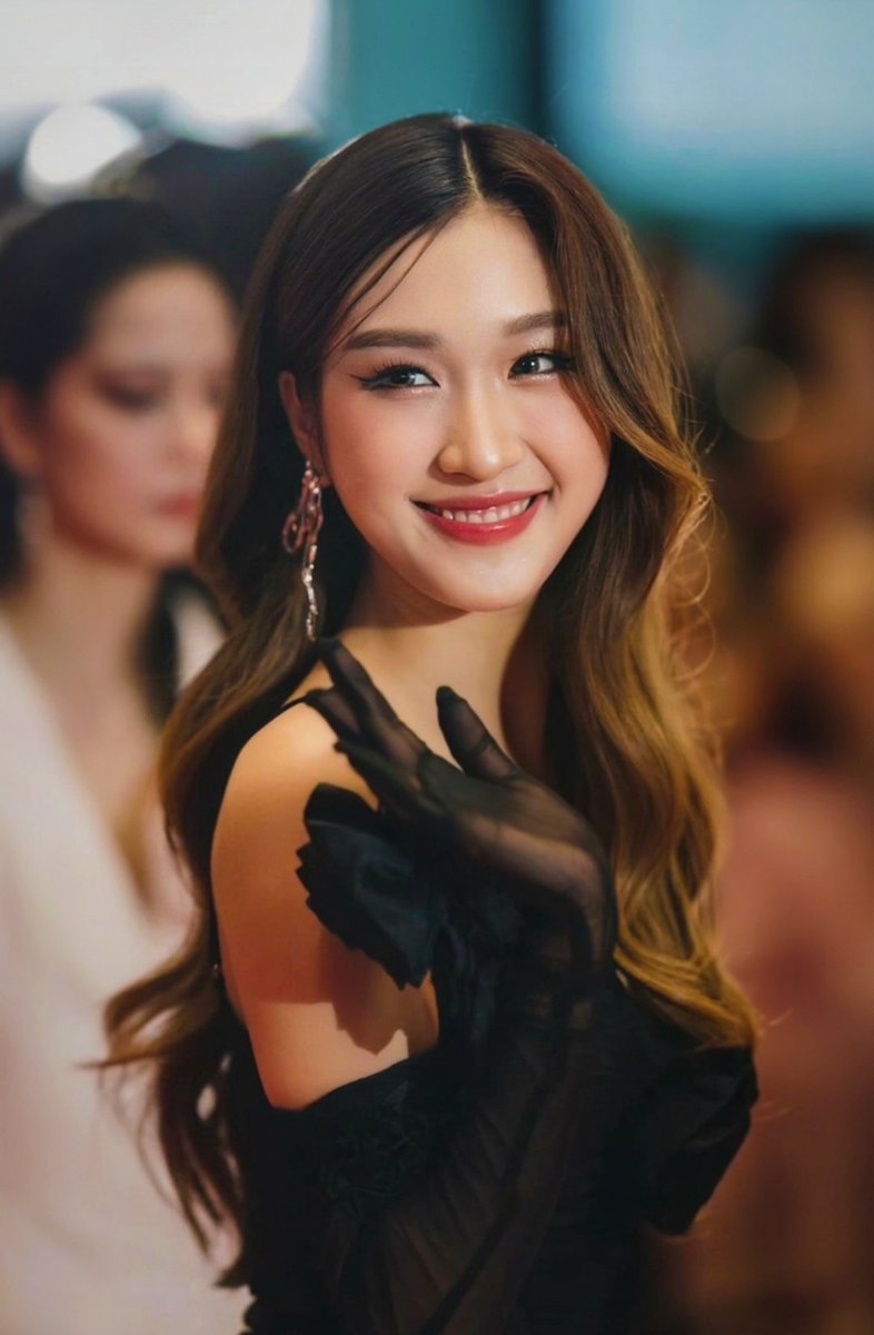 🌻🍑TOPFAYE🍑🌻 tweet media