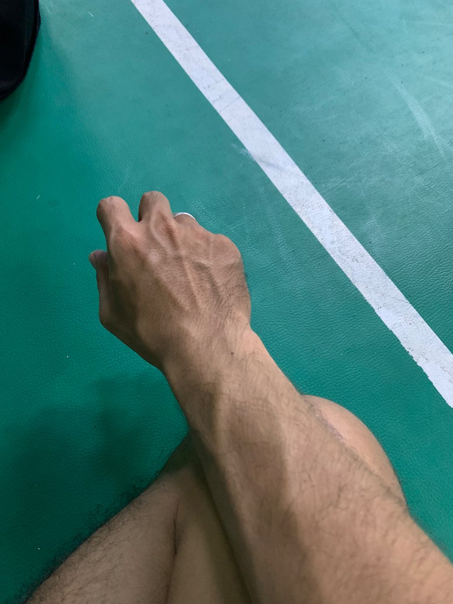 Long_Afternoon tweet media