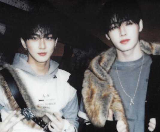 ethan⁹⁸ lvs dolly 🏒 au's EN- IS 7 tweet media