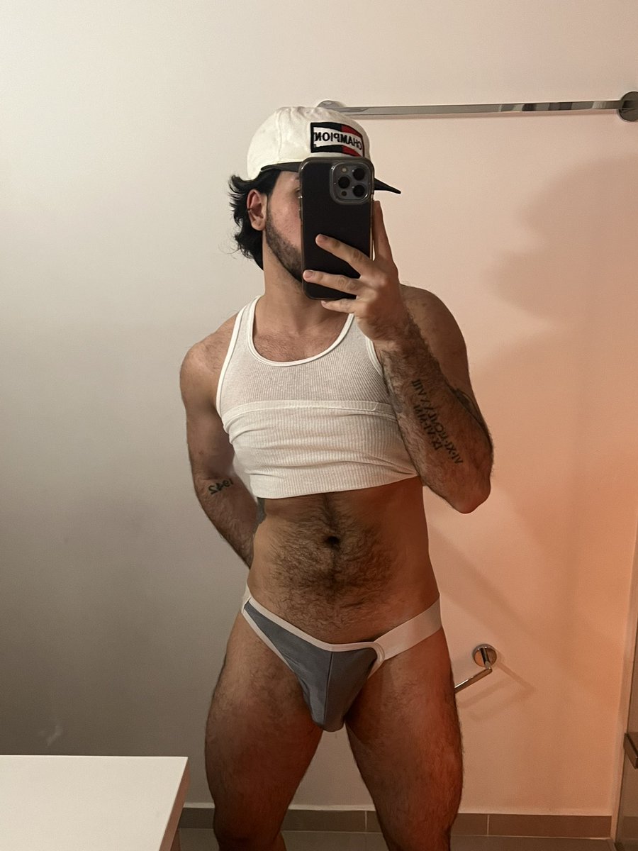 onlyftm69's tweet photo. Your fantasy comes true, its me a sexy trans guy🔥

#ftm #trans #transguy #tdick #clit #bigclit #transman #nsfwtwt #ftmdick #ftmclit https://t.co/3tESCjNy7Z