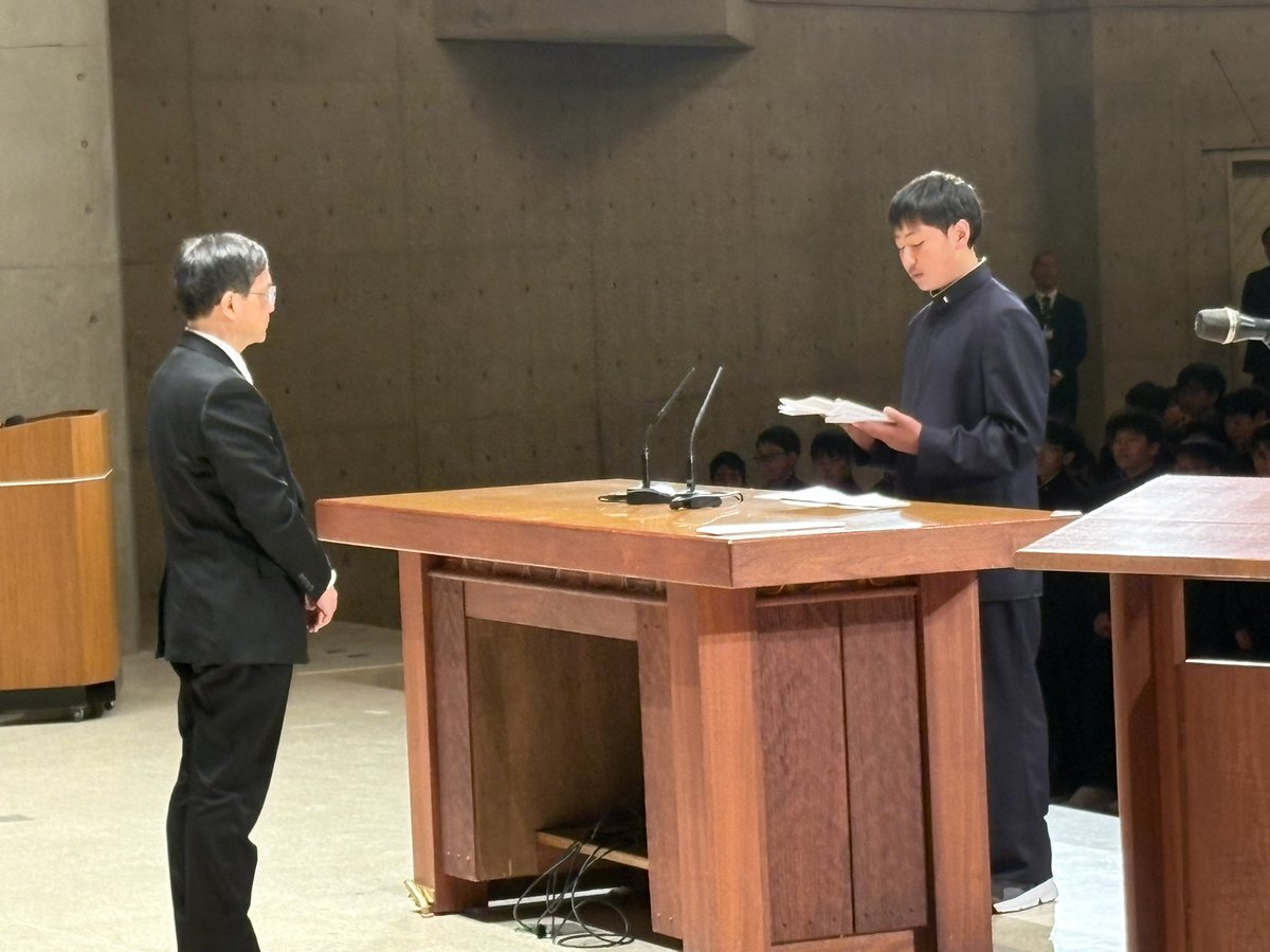 六甲学院 公式「くま先輩の日誌」 tweet media