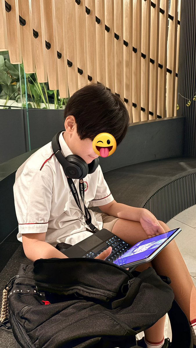 fackindope's tweet photo. #小6

自分の時の小6と大違い
レベルが違いすぎるw

全部英語で思わず
意味わかるのって
聞いてしまうのが情けない😅

#マレーシア #クアラルンプール 
#旅行 #海外旅行 #海外生活 #自由人
#母子留学 
#Malaysia #KLCC #KualaLumpur https://t.co/Xuf5weCaKE