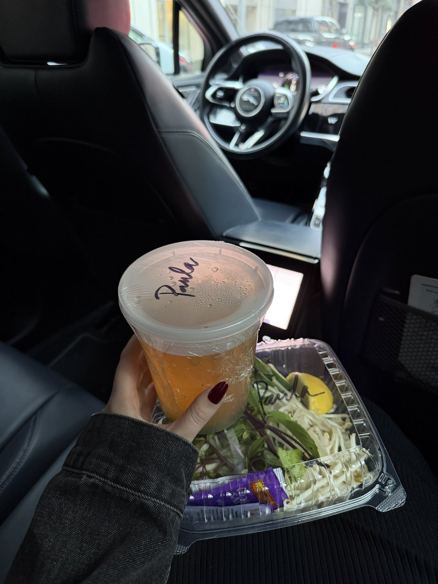 “paula” tweet media