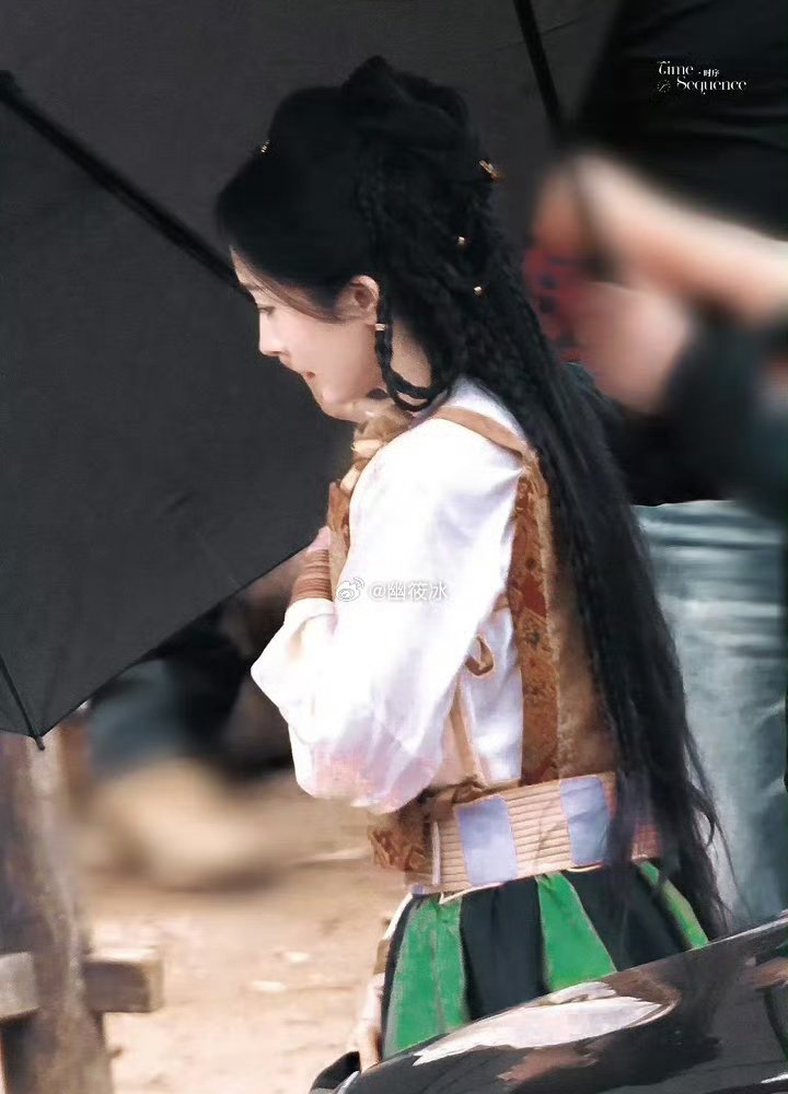 Blossom ☂️ C-drama tweet media