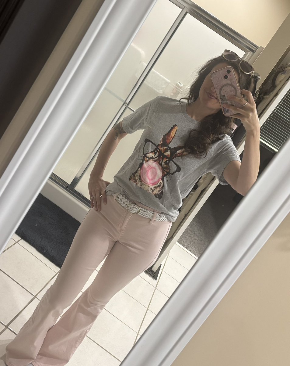 knotsandboots's tweet image. Easter fit! 💐❤️🐰 #joinus @knotsandboots Just a day late! Lol