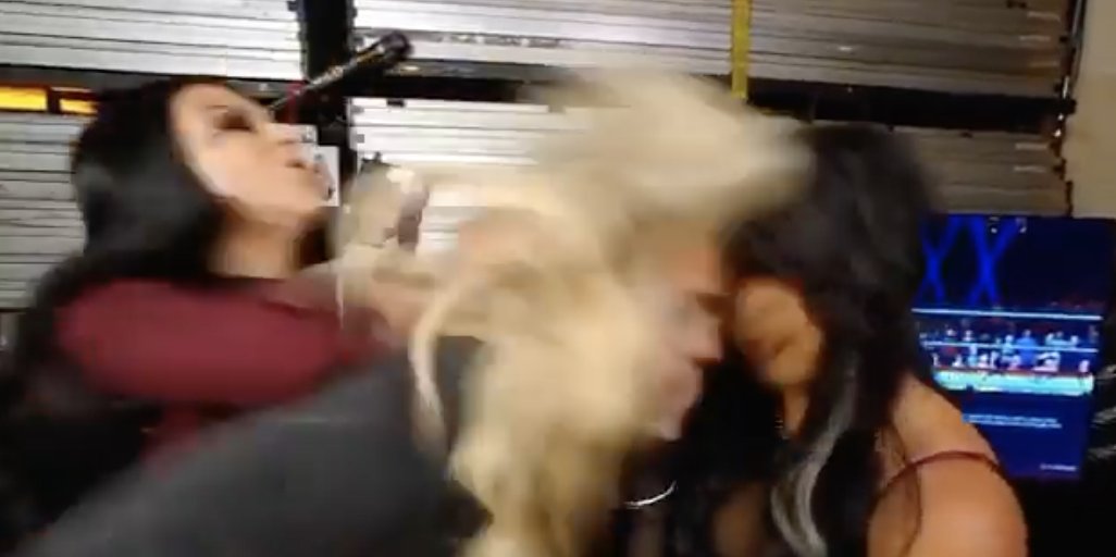 MarkinOut's tweet image. Are y'all good!?

#WWE #Raw #WWERaw #RawOnNetflix #WWEOnNetflix