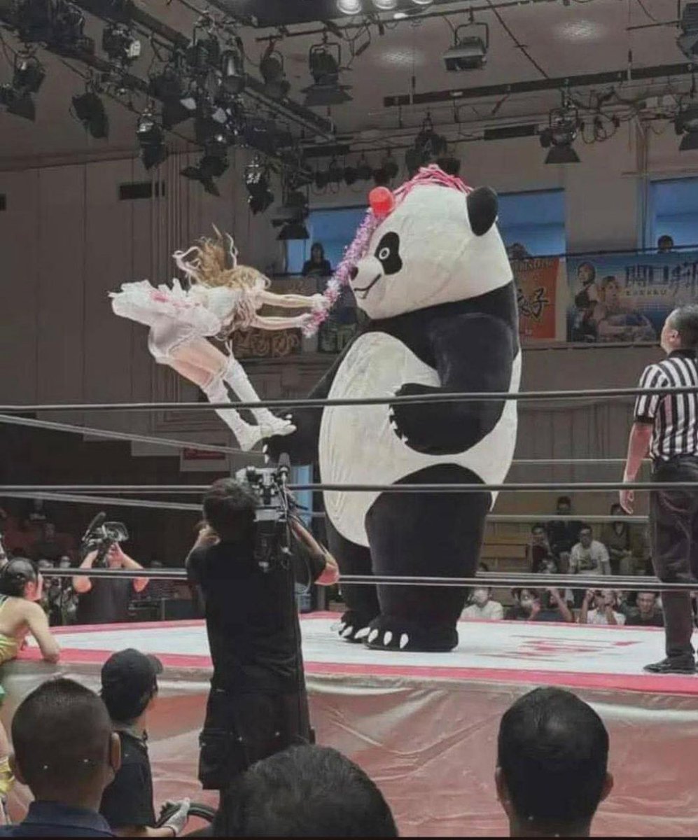 El mejor dibujo que hagan con esta referencia, se ganaran una suscripción del canal. 
Tendrá una semana para hacerlo el mejor dibujo ganará
Muchas suerte a todos