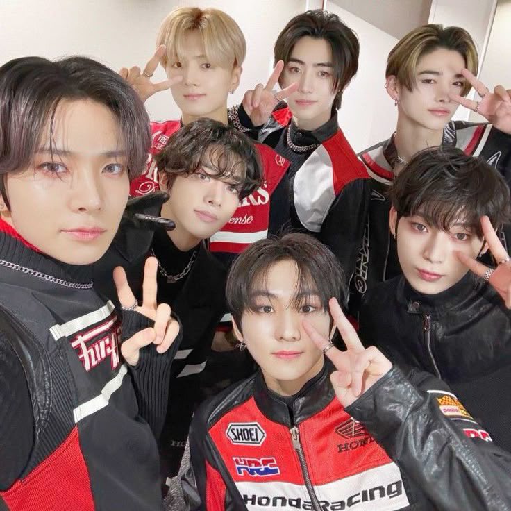 heestackie's tweet photo. @_ghostiiiiiin @Iwillm6harumasa Followed 🧡

ENGENEs refuse to accept incompetence. Without accountability from BELIFT LAB, we will organize boycotts and withdraw support until ENHYPEN is treated with fairness and respect.

#Always_Together_With_sevEN
#Together_We_BOYCOTT_BELIFT https://t.co/MANgvqT5E3