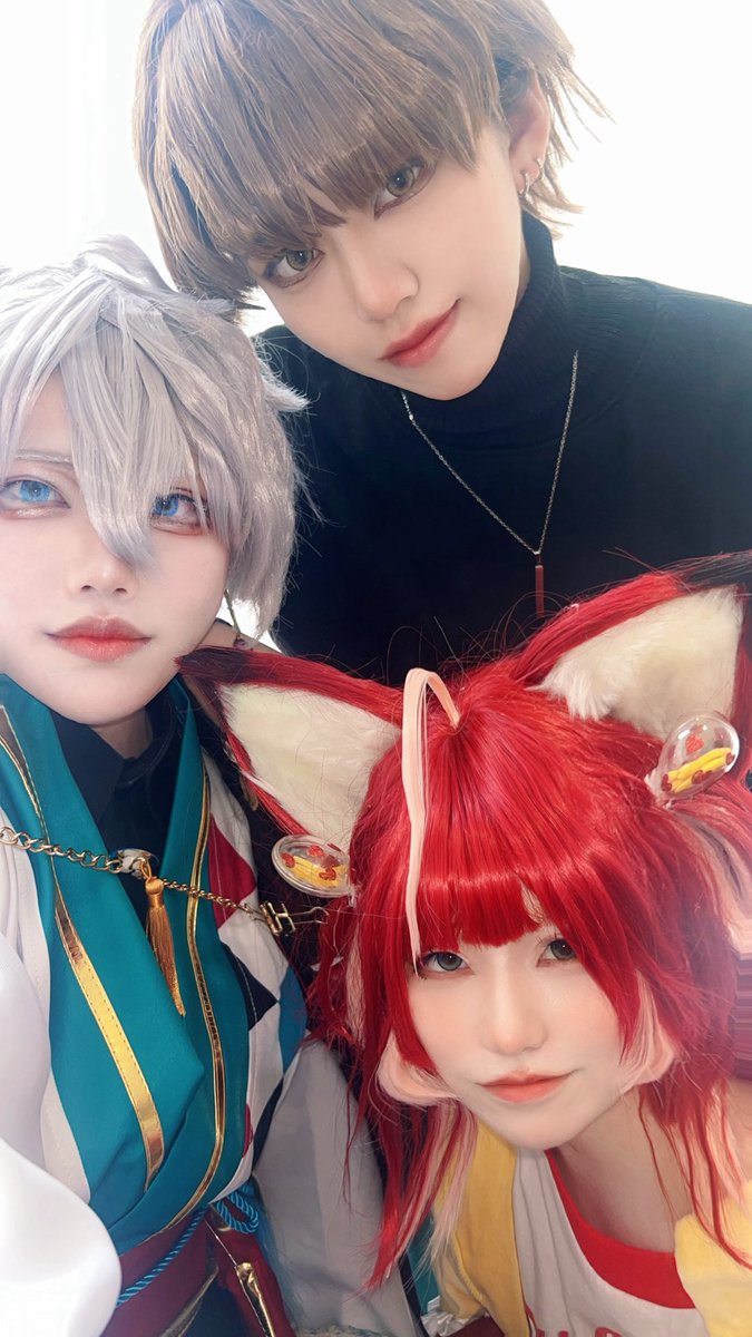 shu_ye_c's tweet photo. 顔がいい同期です🥹💖 https://t.co/nCqBddjfzZ