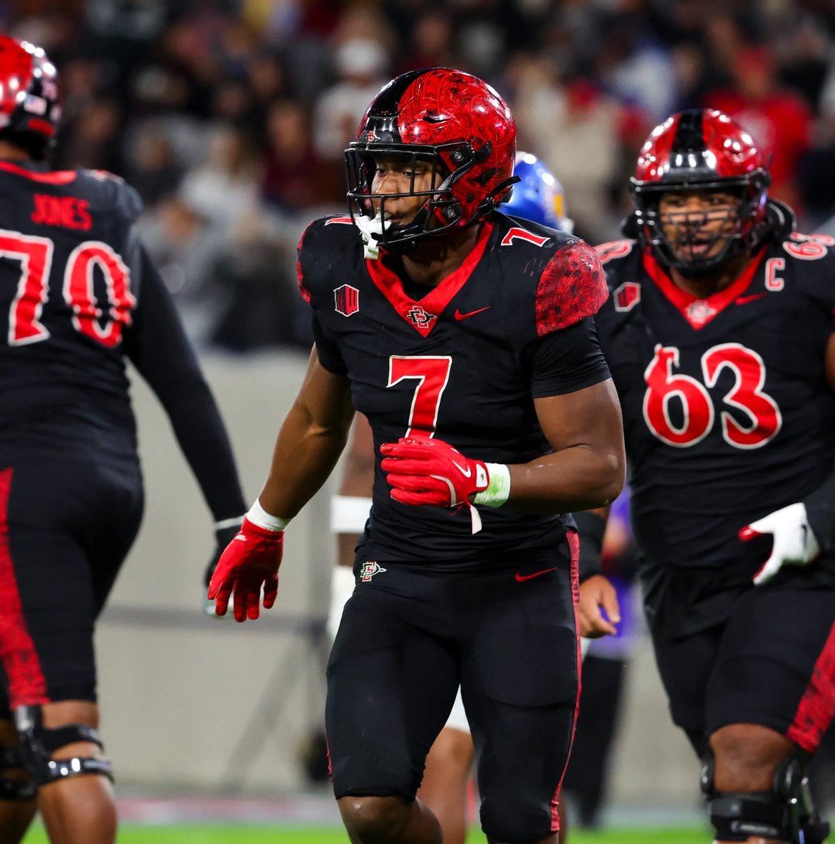 Blessed to receive my 5th division 1 offer from San Diego State!! <a href="/CJPollard1/">C.J. Pollard</a> 
<a href="/SDSU_CalebDavis/">Caleb Davis</a> <a href="/dthedeacon/">Dejon Jernagin</a> <a href="/R_Bolin63/">Coach Bolin</a> <a href="/king_stewartjr/">Sam</a> <a href="/adamgorney/">Adam Gorney</a> <a href="/GregBiggins/">Greg Biggins</a> <a href="/BrandonHuffman/">Brandon Huffman</a>