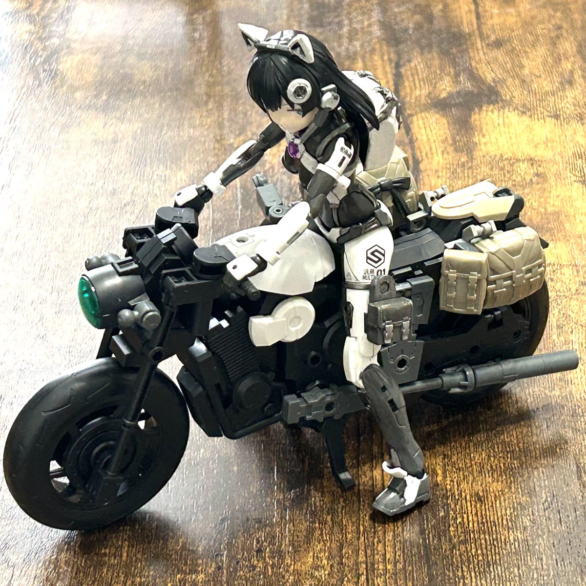 士蔵（しぐら） tweet media