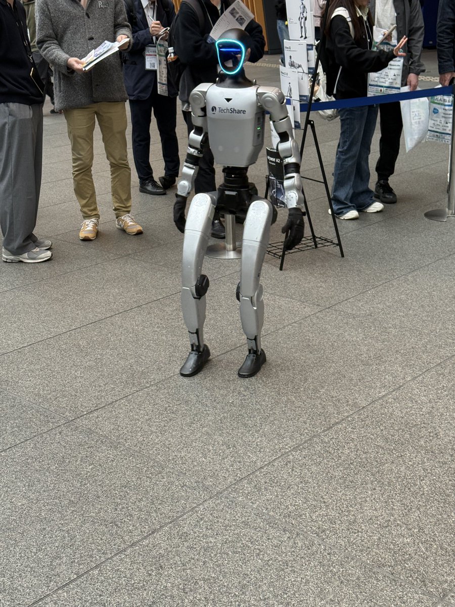 へるる tweet media