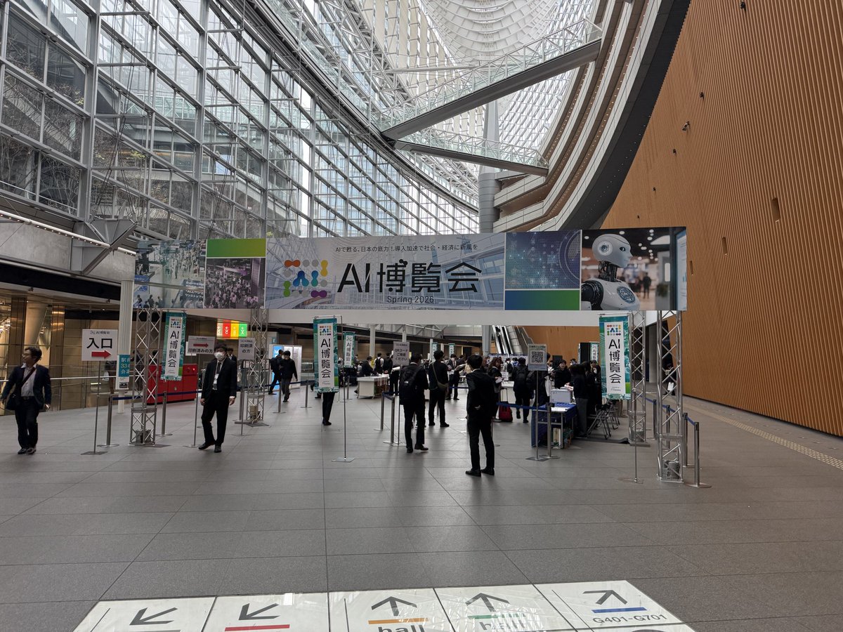 へるる tweet media