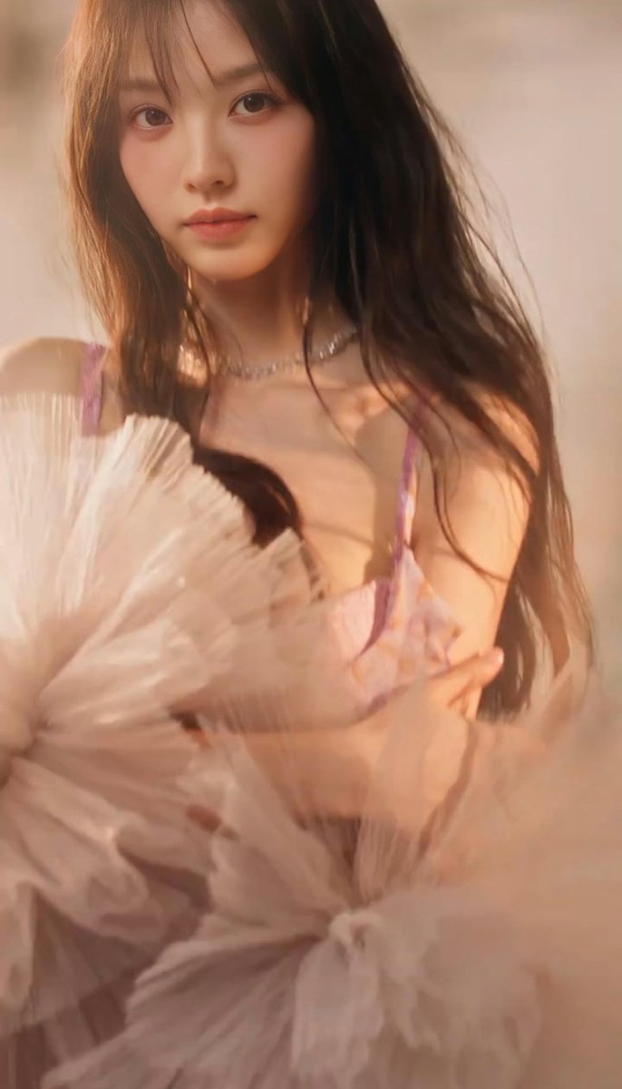 for vivian 𐙚⋆°。⋆♡ tweet media