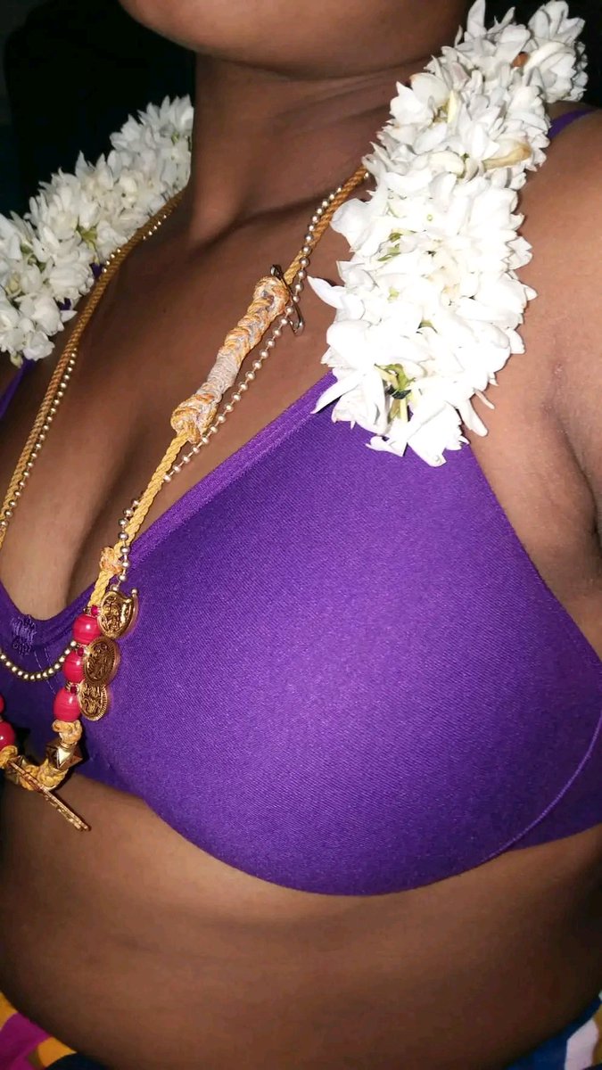 aunty😋😋 tweet media