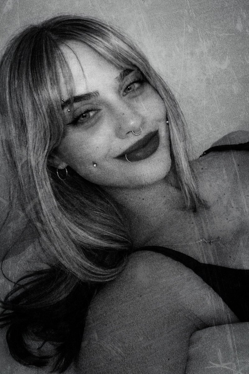 يقيقح Avril. tweet media