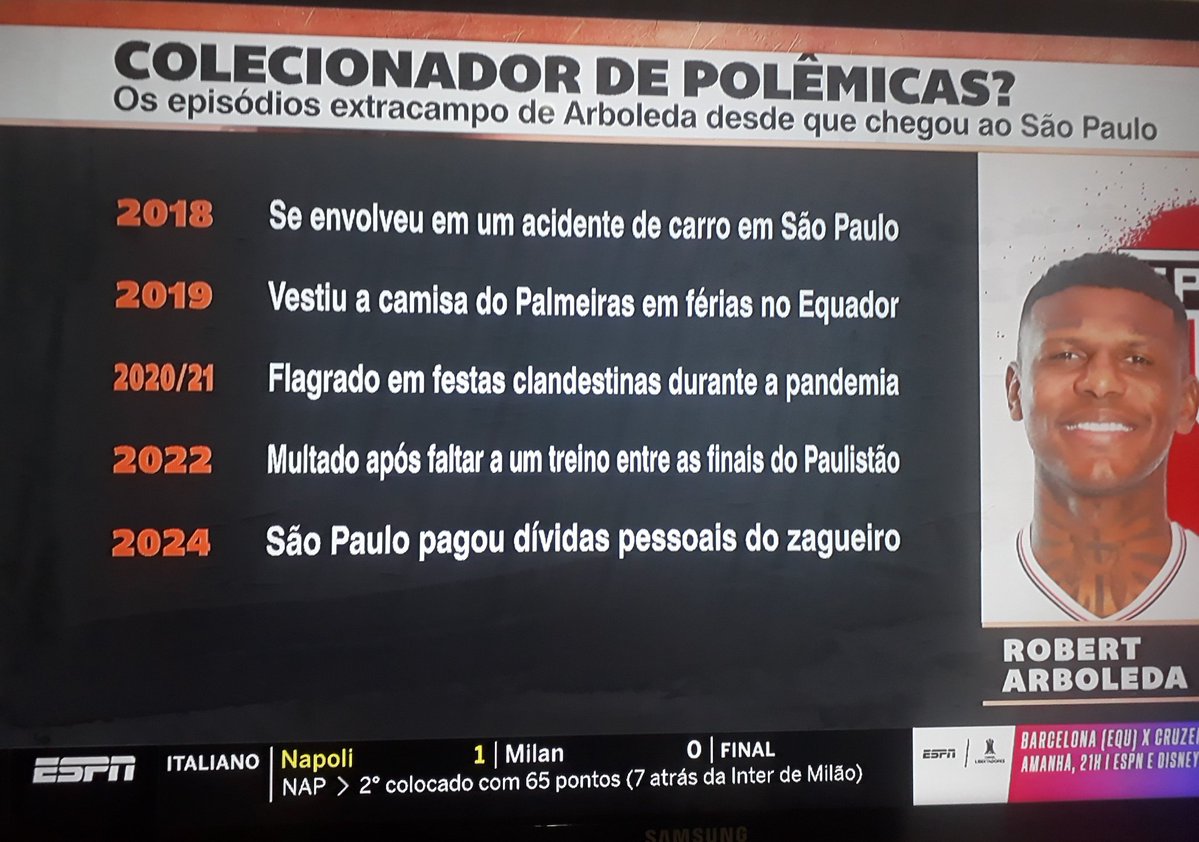 Alex De Asnes tweet media