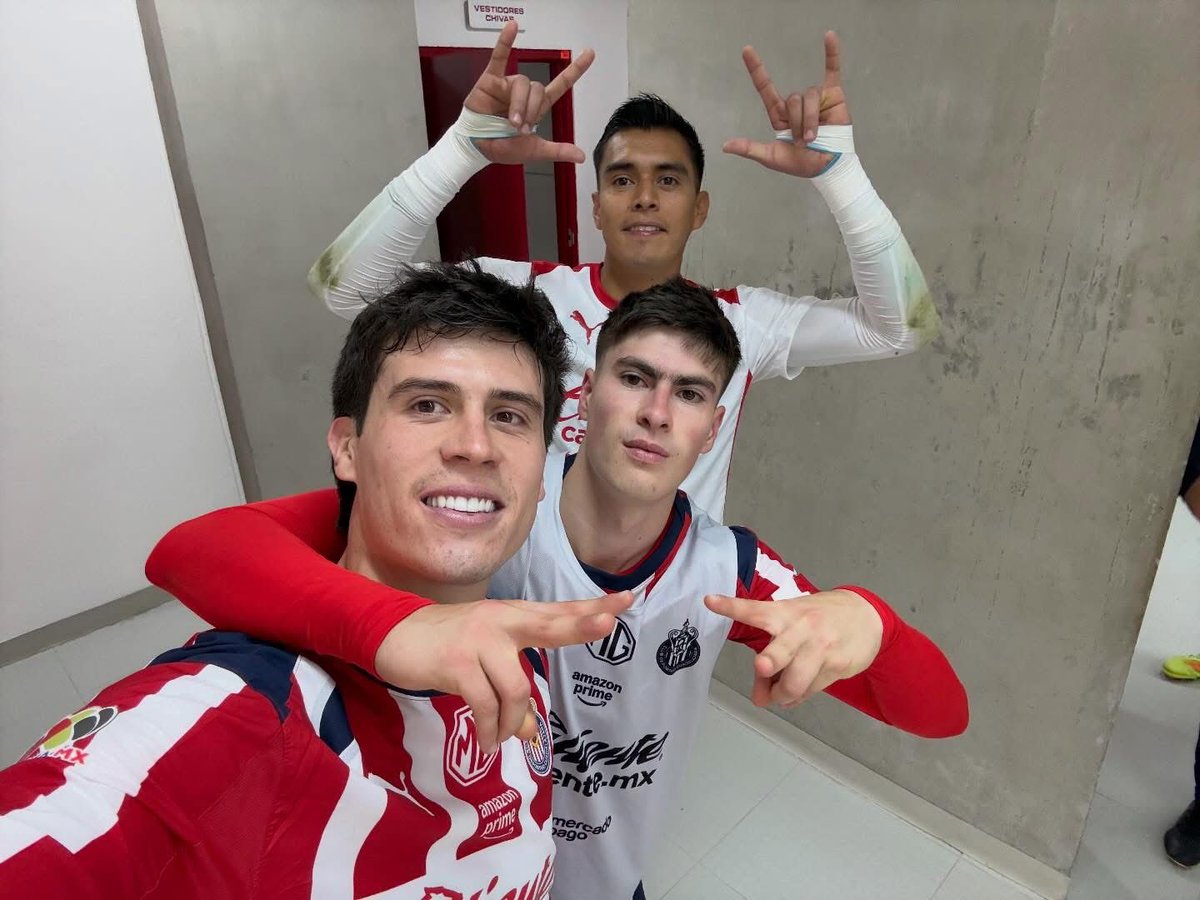 Antonio de la Torre tweet media