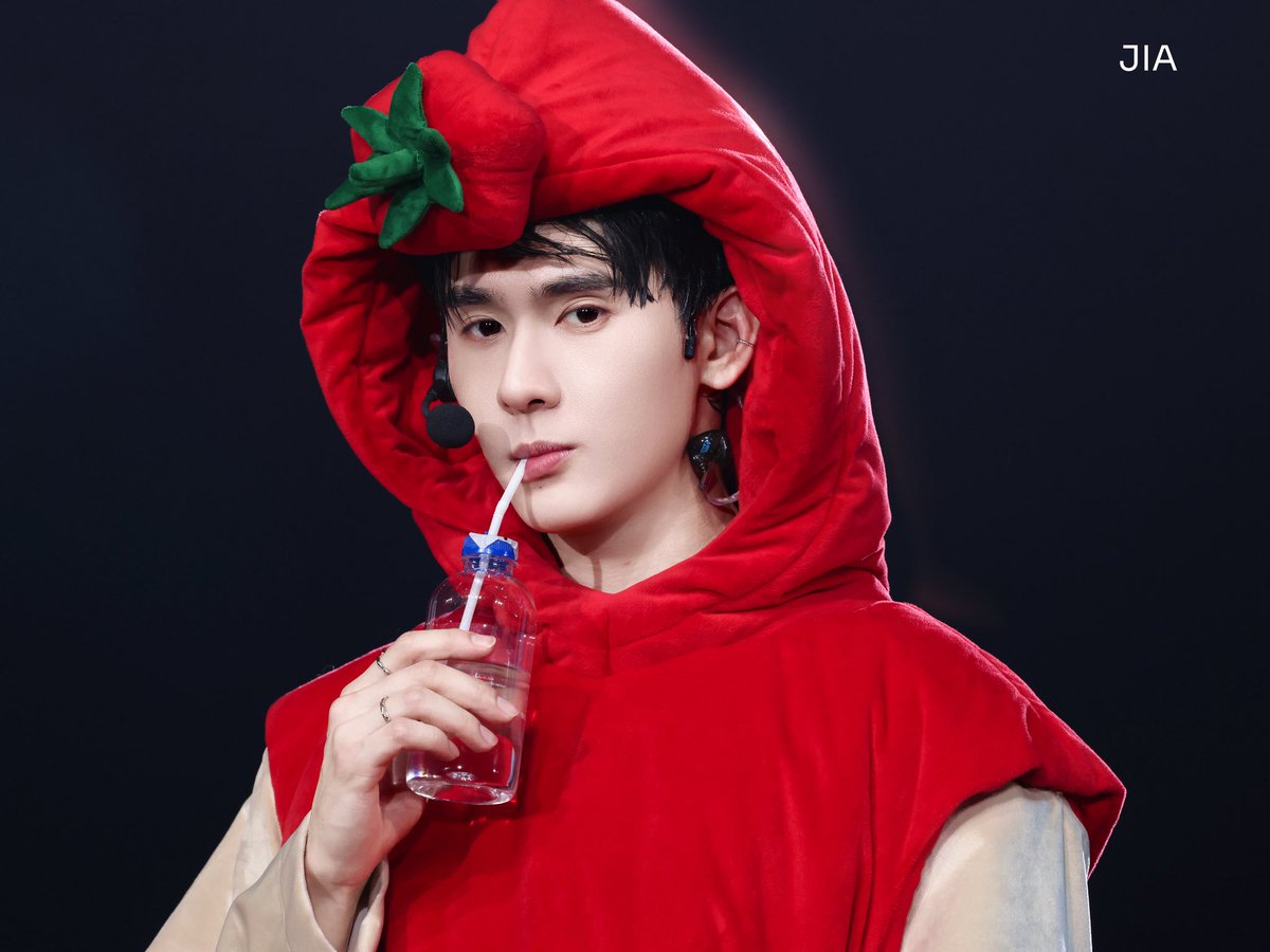 JIAJIA_1119 tweet media