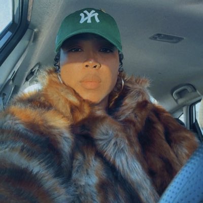 OwwCharlie's tweet photo. #NewProfilePic https://t.co/DY6tHVR1oi