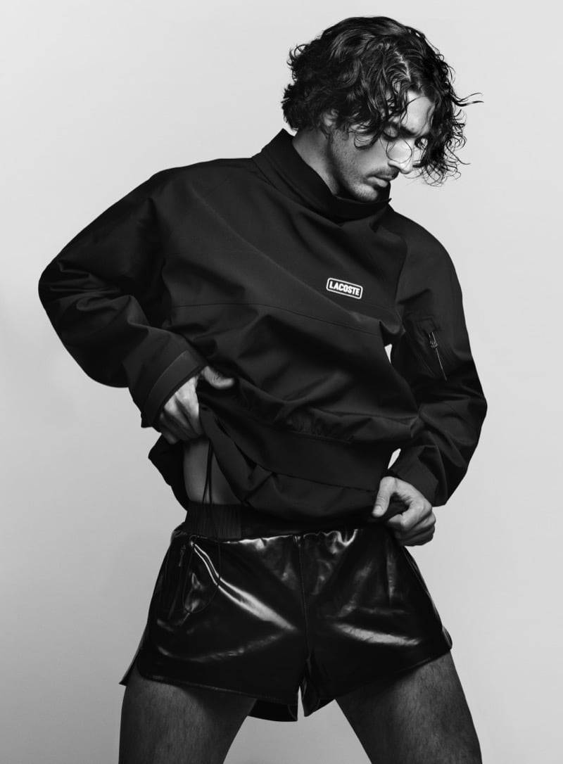 Taylor Zakhar Perez by Luigi and Iango with styling from Jason Bolden for V Man Spring Summer 2026

Grooming by Sonia Lee

revorish.com/post/813200212…