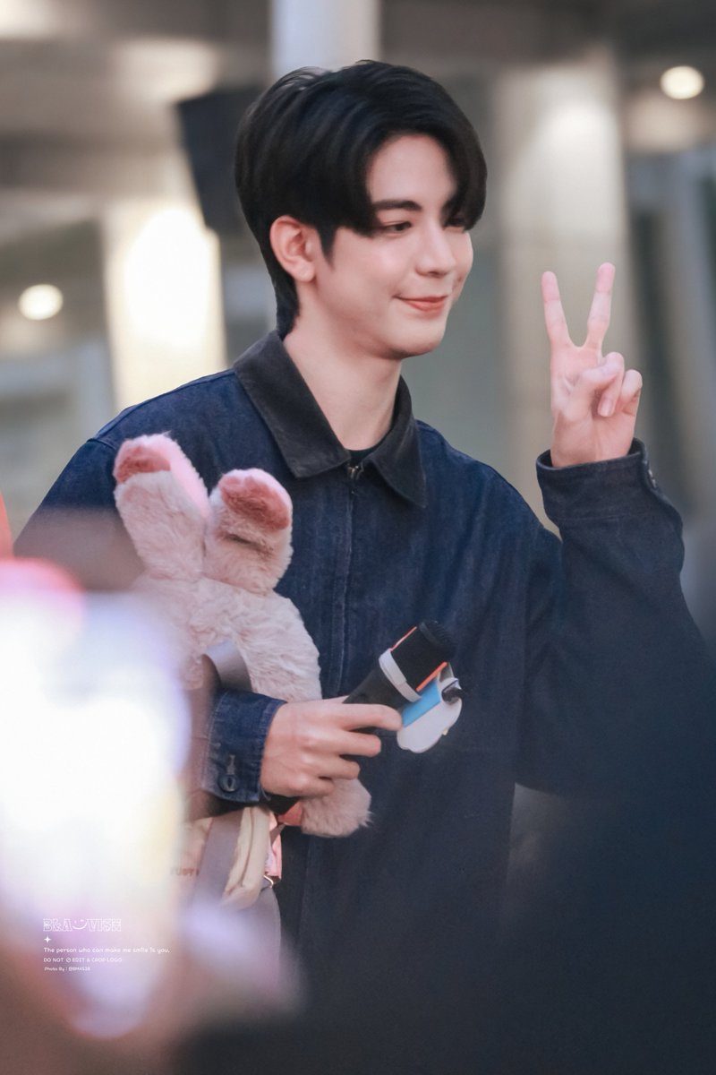 ꒰ 2026.04.06 ꒱ × 📝

ตุ๊กตาในมือเทอนั้น..🧸✨️

SEAKEENNOOONG FAM FNV FS
 
#GMMTVFANIVAL2026xSeaKeen
#sea_ta_lay #seakeen