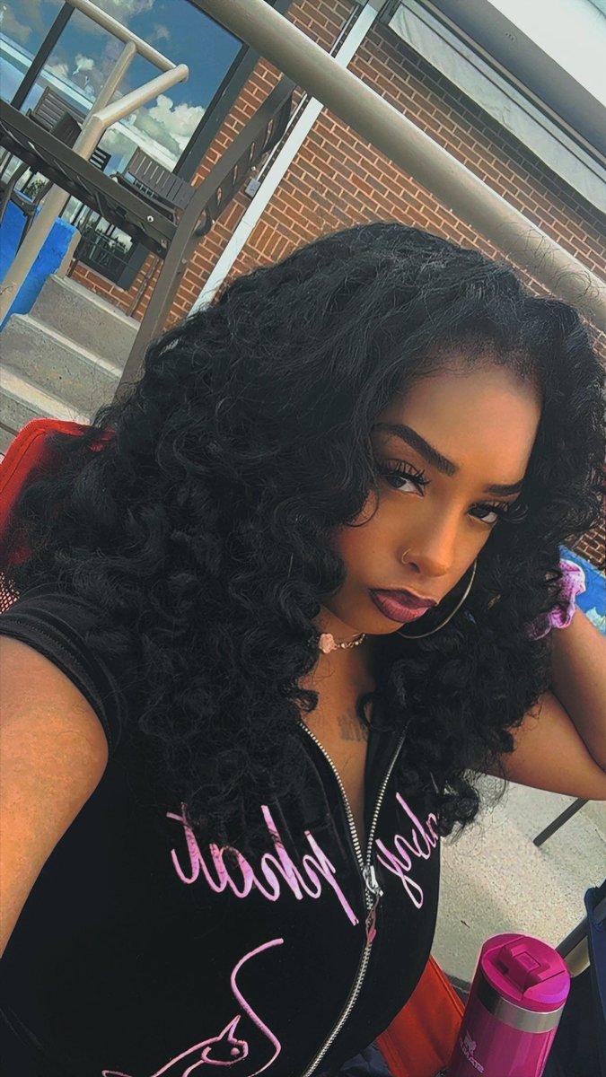 ꜰᴇᴍᴀʟᴇ ꜰᴜᴛᴜʀᴇ ʜᴇɴᴅʀɪx. tweet media