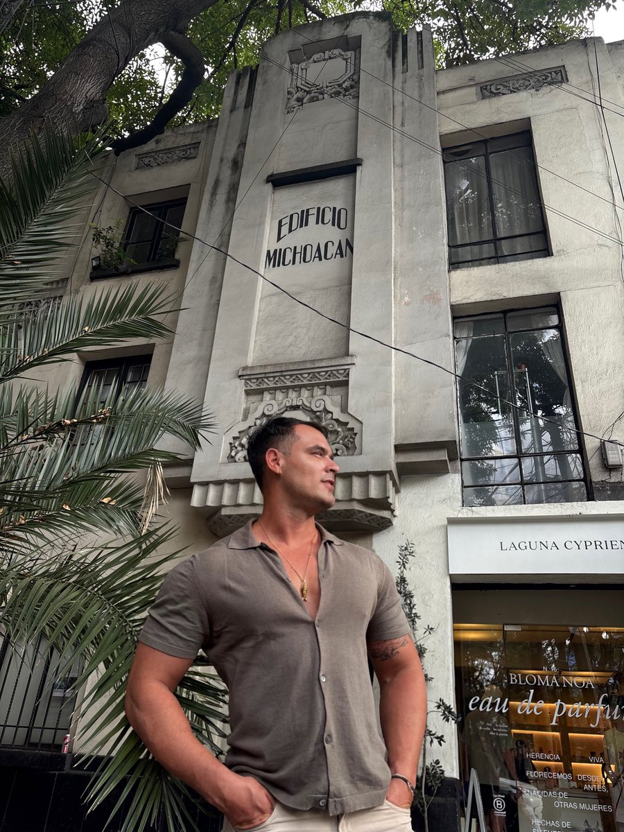 Mr. Mote tweet media