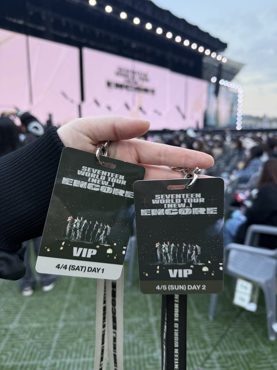 쫀⚯̮ tweet media