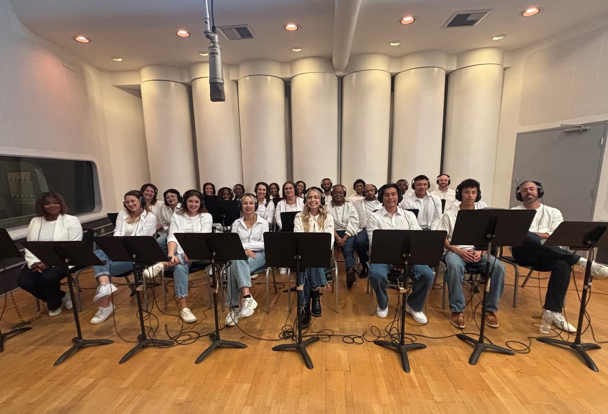 DRWMCHL (Drew Michael) tweet media