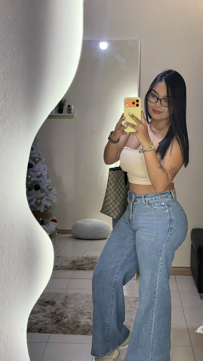 Adripiecitos tweet media