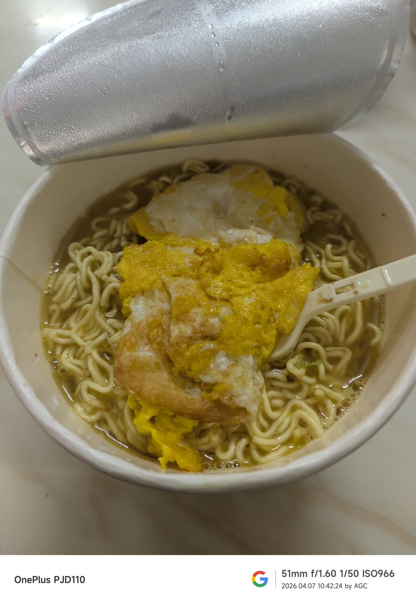 晴日向 tweet media