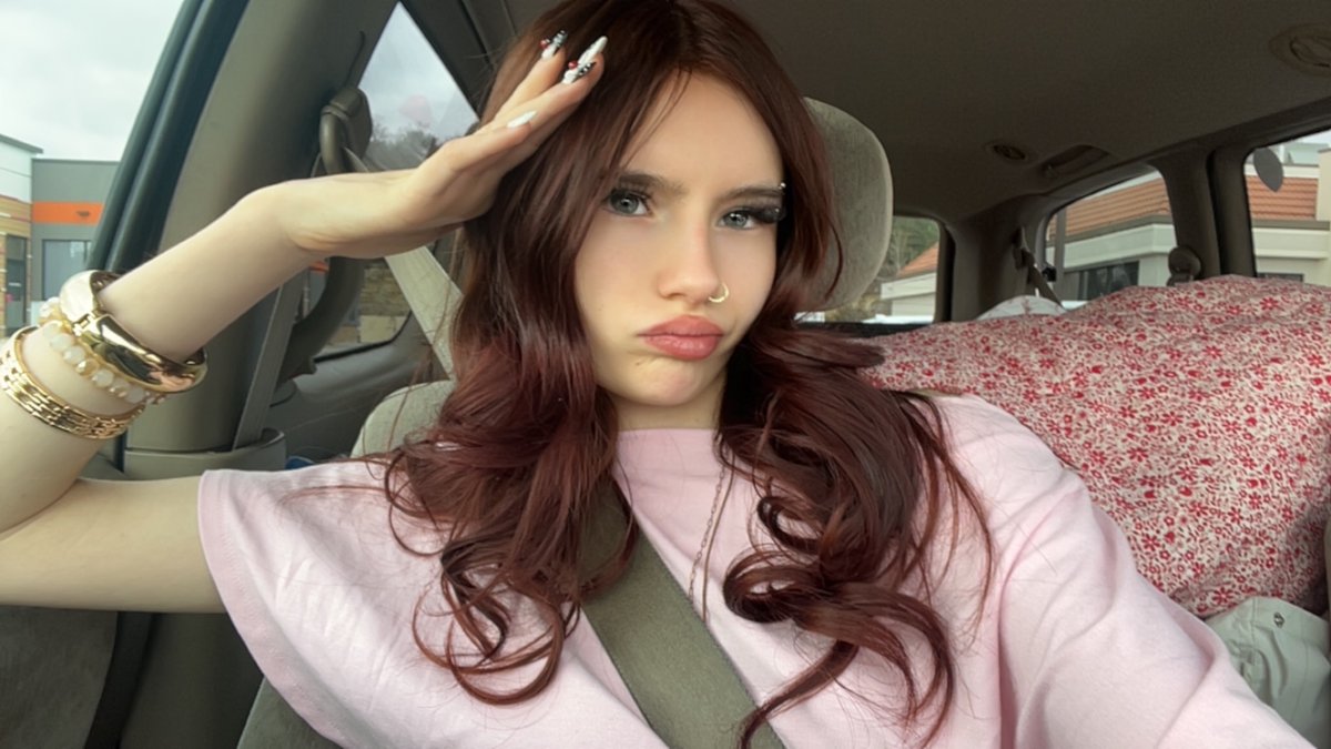 princess emy ♛ tweet media