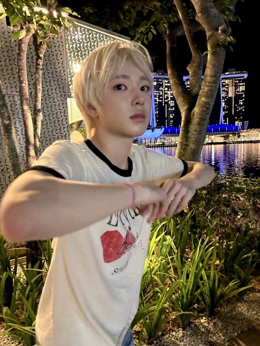 にゅ໒꒱· ﾟ tweet media