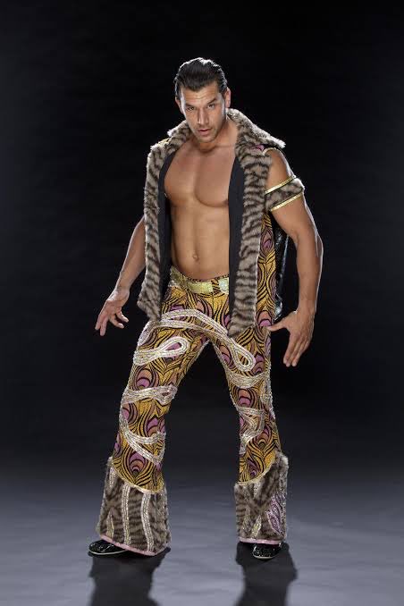 JM1982SKOL's tweet photo. @WrestlingNewsCo He’s back! https://t.co/Vwa7BKgaIV