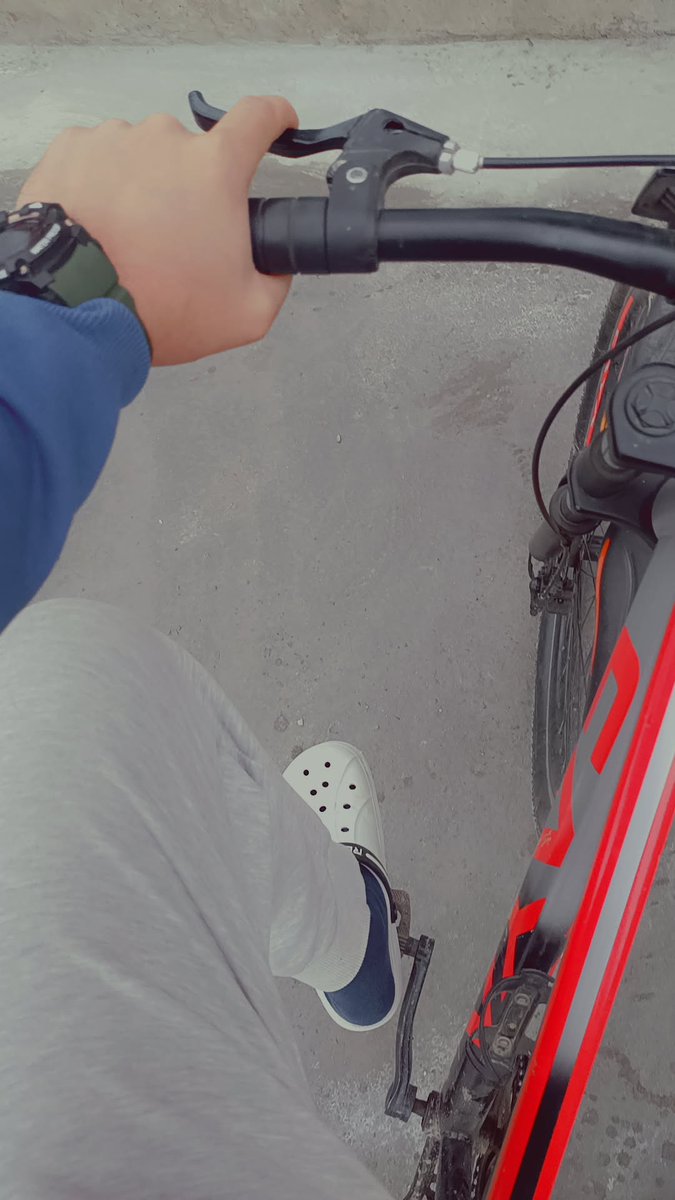 owaisrather_20's tweet photo. 🚴 https://t.co/GKn3lFmeMA