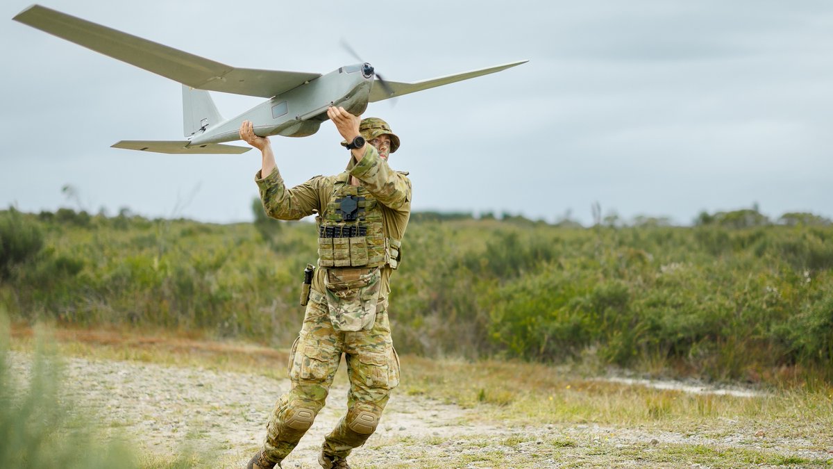 DefenceAust's tweet photo. Exercise El Adem
📍 Beecroft Weapons Range, NSW
 
@AustralianArmy reservists from 9th Regiment, Royal Australian Artillery, conducted basic soldier skills training, in addition to deploying a range of multiple platforms to observe and provide intelligence on keys areas of interest.

#YourADF #AusArmy
