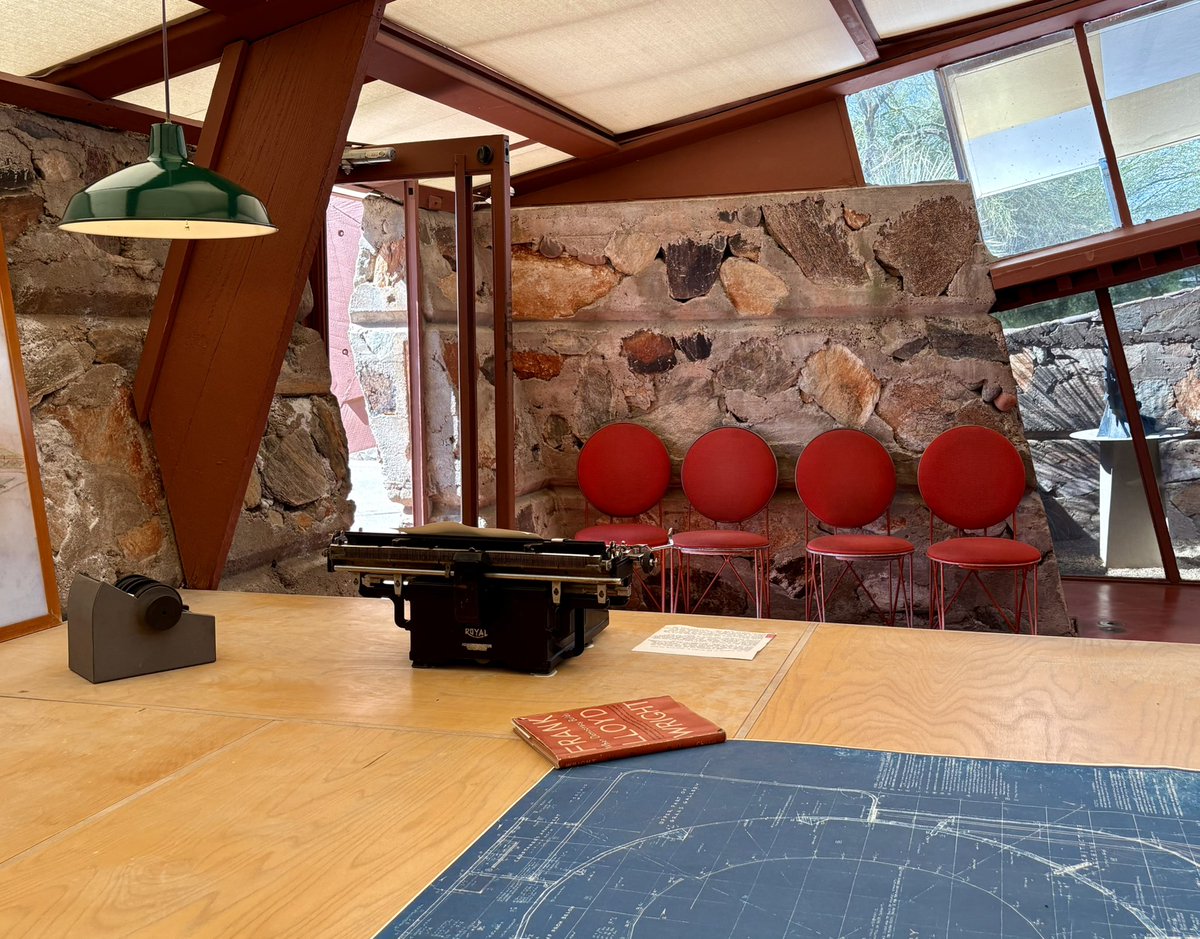 Midwest Modern tweet media